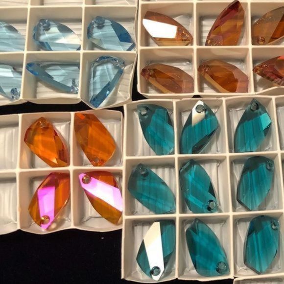 173. Gold Filled Avant Garde Crystal Threader Earrings - Picture 2 of 4